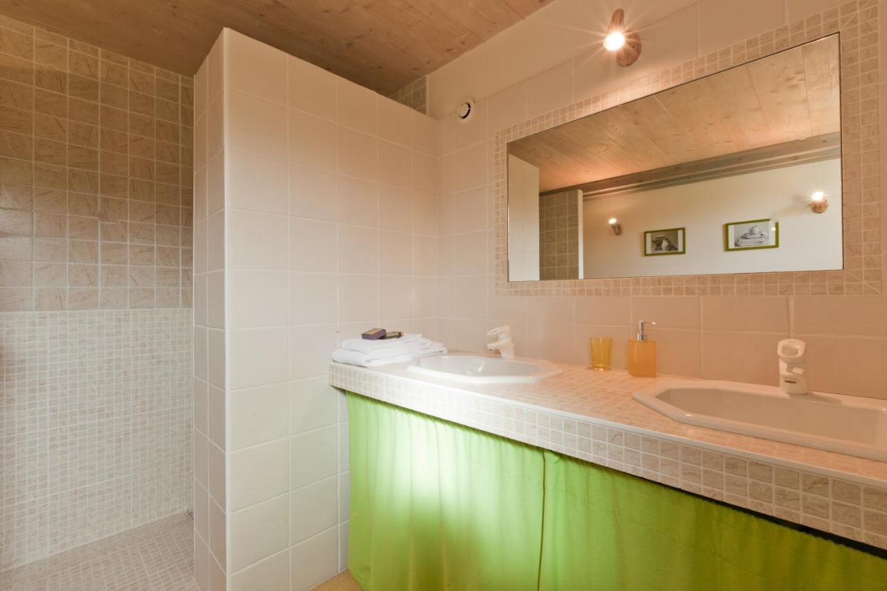 Bed and Breakfast Domaine De La Combotte Nantoux Exterior foto